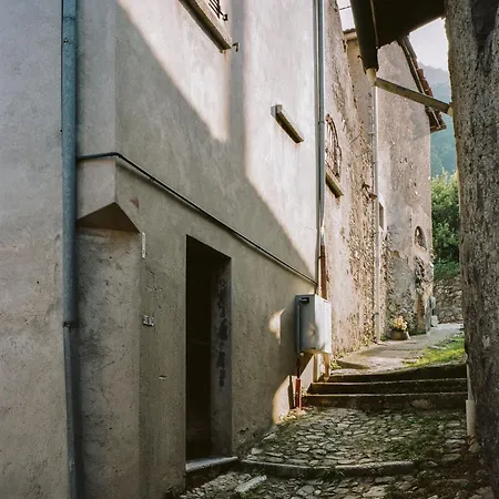 Il Cortile Di Сasa de vacaciones Nesso